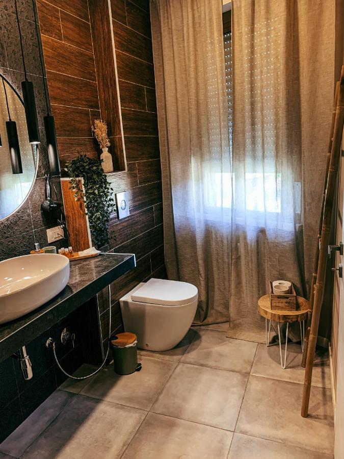 B&B Salus Civico 23 Reggio Emilia Eksteriør billede
