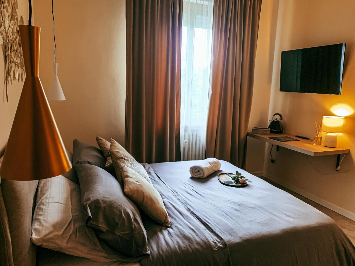 B&B Salus Civico 23 Reggio Emilia Eksteriør billede
