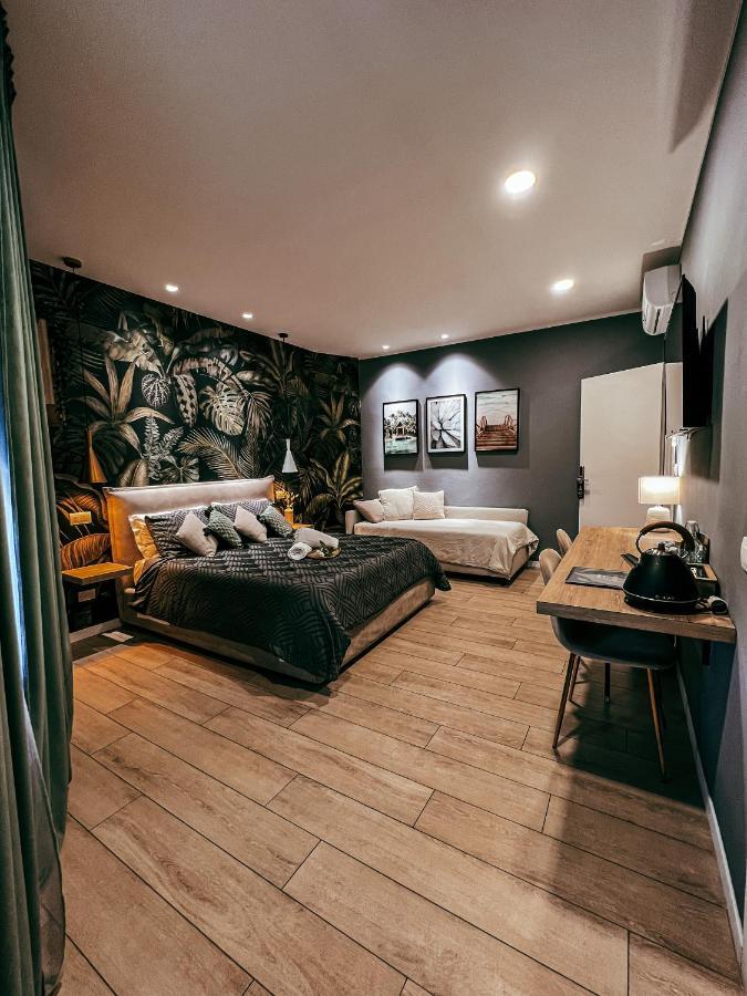 B&B Salus Civico 23 Reggio Emilia Eksteriør billede